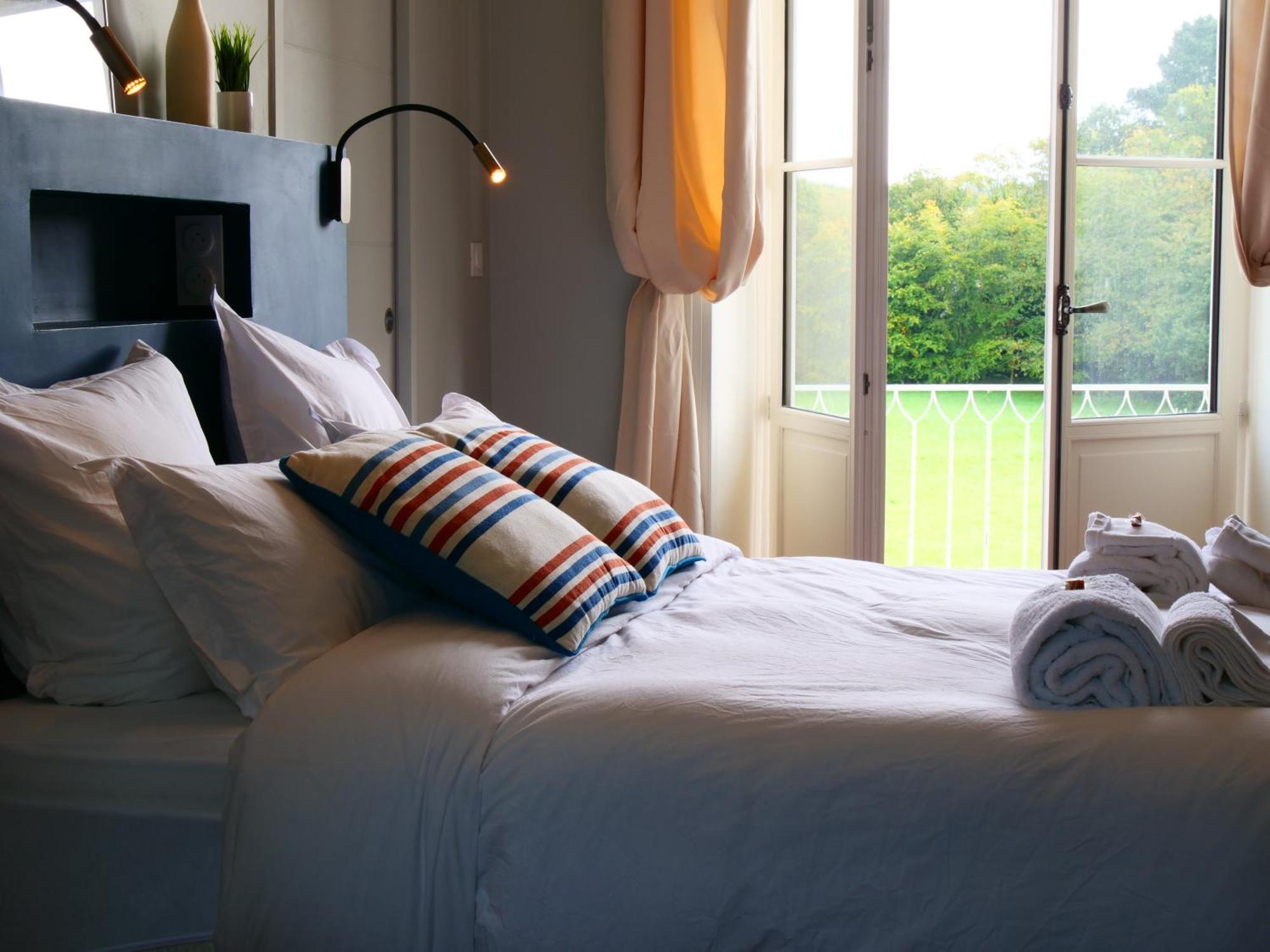 Domaine Du Cloitre Bed & Breakfast Pleneuf-Val-Andre Ngoại thất bức ảnh